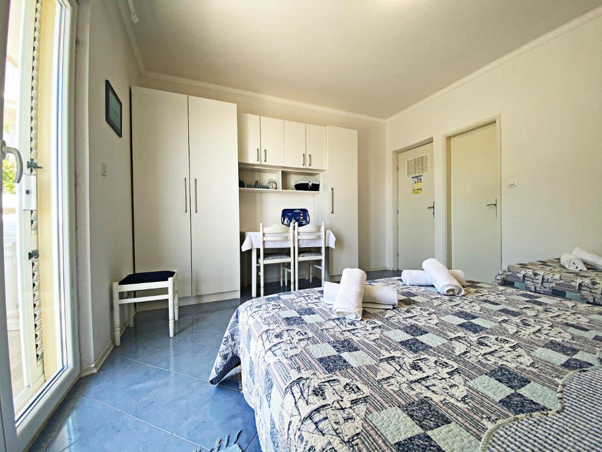 Apartments And Rooms Katarina Živogošće Exterior foto